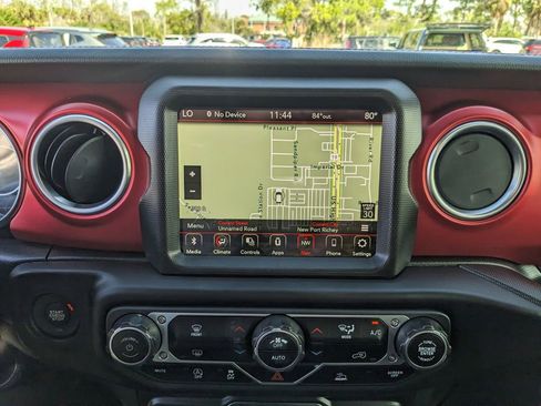 Used 2023 Jeep Gladiator Rubicon w/ Trailer Tow Package image 21