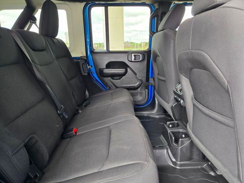 Used 2022 Jeep Wrangler Unlimited Sport image 24