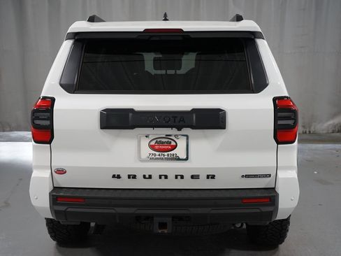 Certified 2025 Toyota 4Runner TRD Off-Road Premium AWD/4WD image 7
