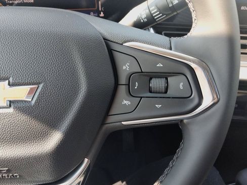 Used 2025 Chevrolet Trax LT w/ Driver Confidence Package FWD image 16