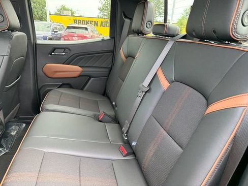 New 2026 GMC Canyon AT4 AWD/4WD image 21