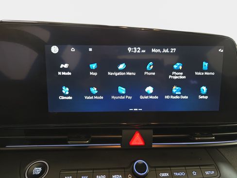 Used 2025 Hyundai Elantra N FWD image 18