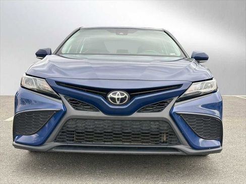 Used 2024 Toyota Camry SE image 8