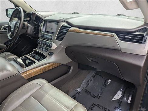 Used 2019 GMC Yukon XL Denali w/ Denali Ultimate Package AWD/4WD image 24