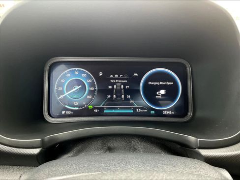 Used 2023 Hyundai Kona SEL image 25