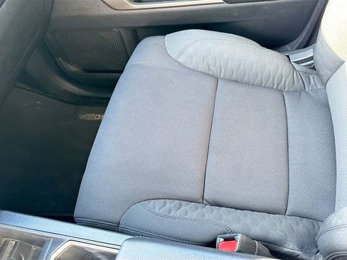 Used 2022 Toyota Tundra SR5 w/ SR5 Convenience Package image 22