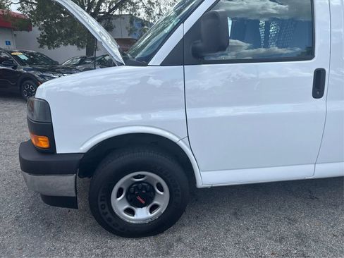 Used 2023 GMC Savana 2500 w/ Driver Convenience Package RWD image 23