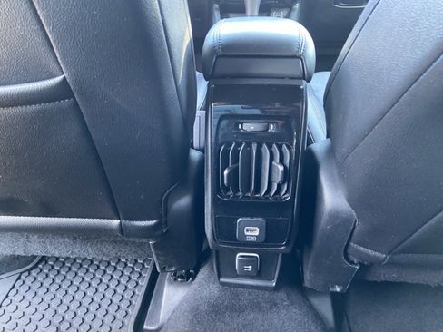 Used 2024 Jeep Compass Trailhawk AWD/4WD image 47