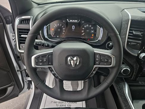 Used 2025 RAM 1500 Big Horn AWD/4WD image 28