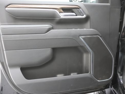 Used 2024 Chevrolet Silverado 2500 LT image 37