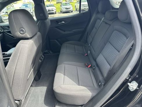 Used 2025 Chevrolet Equinox LT w/ Safety and Technology Package AWD/4WD image 26