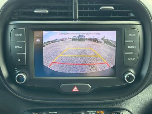 Used 2022 Kia Soul LX w/ Technology Package FWD image 23