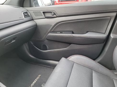 Used 2018 Hyundai Elantra Sport w/ Sport Premium Package 03 FWD image 17