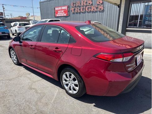 Used 2024 Toyota Corolla LE FWD image 3