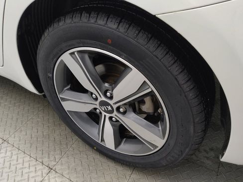 Used 2018 Kia Forte LX w/ LX Popular Package FWD image 31