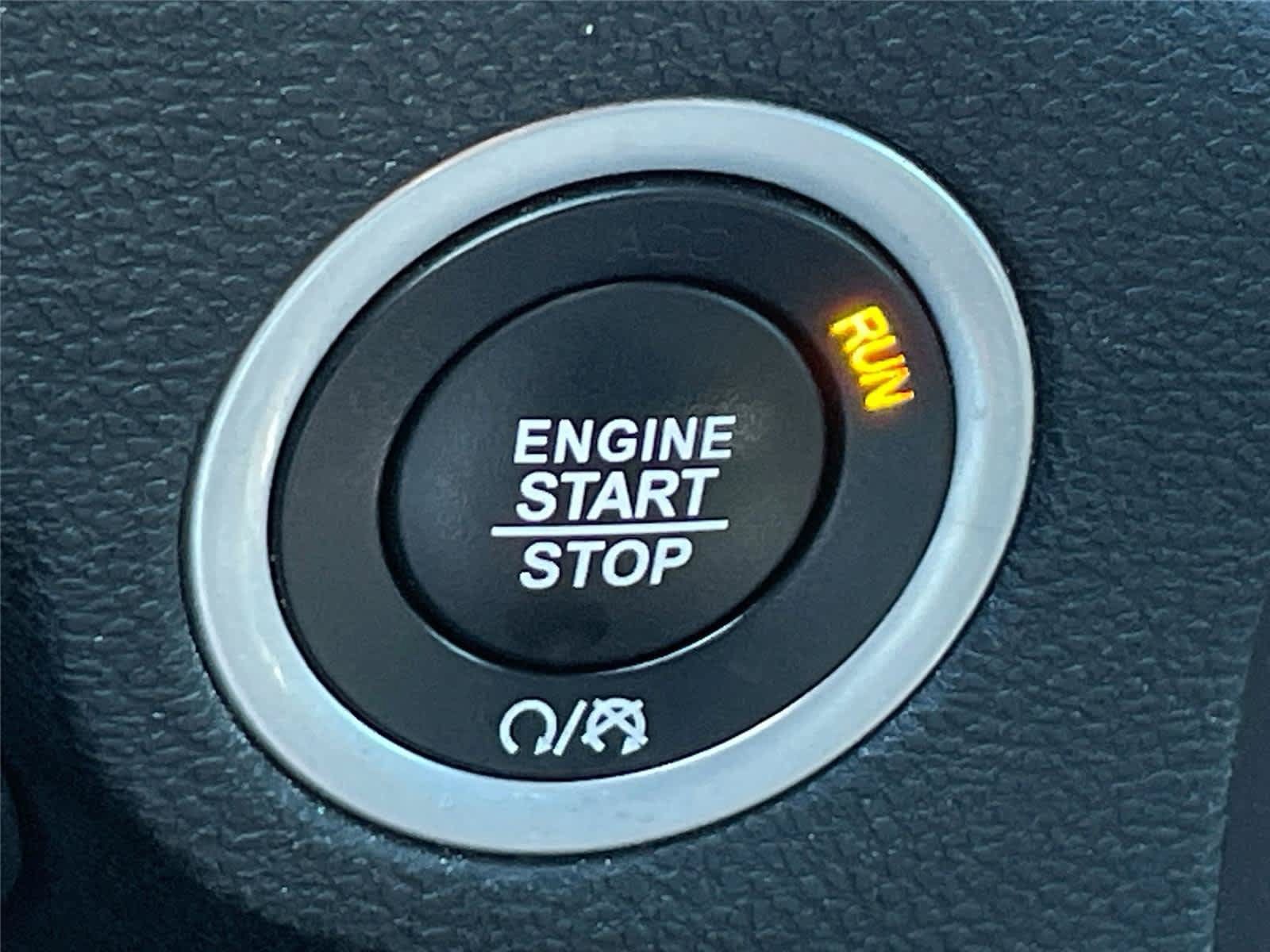 Used 2019 Dodge Charger SXT w/ Cold Weather Package AWD/4WD image 19