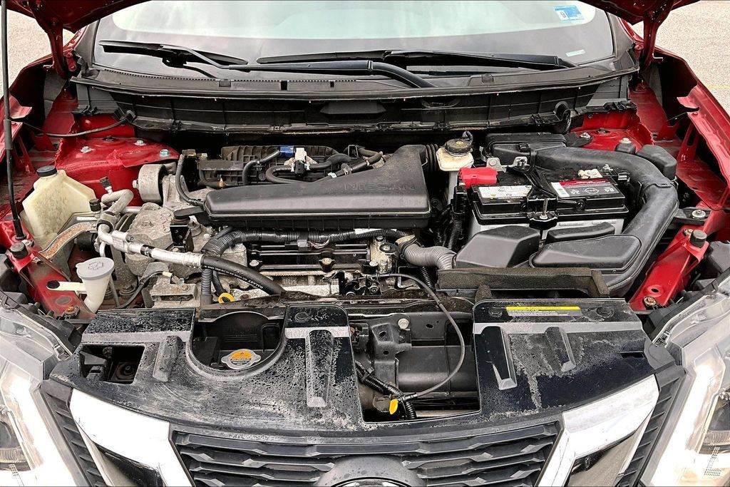 Used 2020 Nissan Rogue SV AWD/4WD image 30