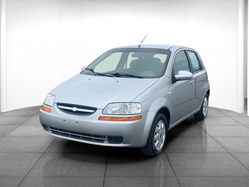 Used 2005 Chevrolet Aveo LS image 3
