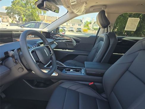 New 2026 Lincoln Nautilus Premier AWD/4WD image 16