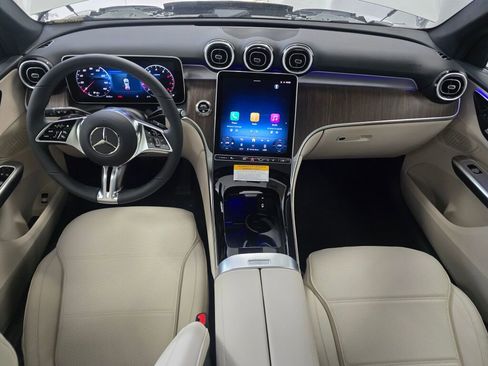 New 2026 Mercedes-Benz GLC 300 4MATIC image 17