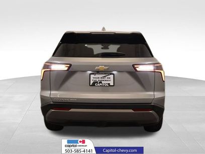 Used 2025 Chevrolet Equinox LT