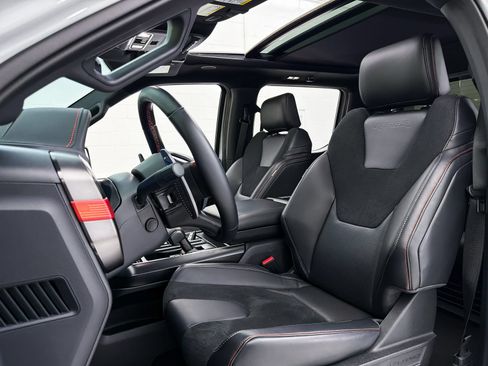Used 2024 Ford F150 Raptor AWD/4WD image 5