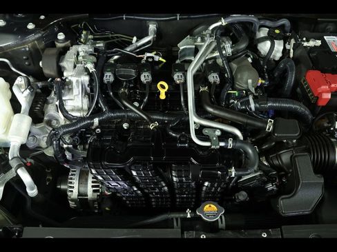 Used 2025 Nissan Altima 2.5 SV image 18