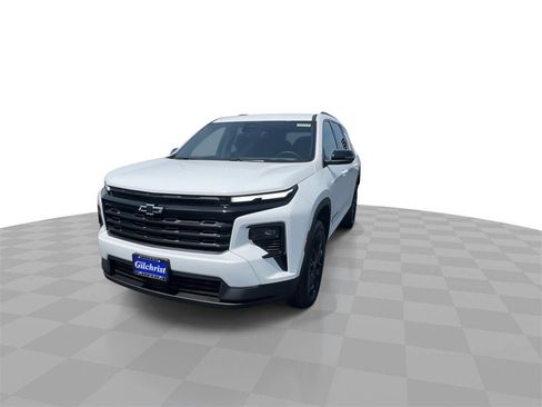 New 2025 Chevrolet Traverse LT w/ Midnight/Sport Edition image 3