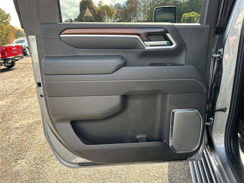 New 2026 GMC Sierra 3500 Denali w/ Denali Reserve Package image 22