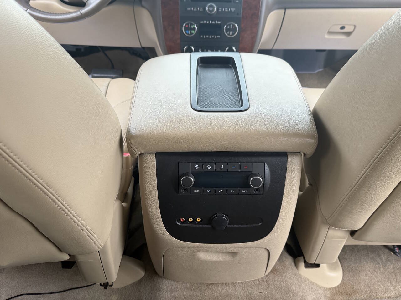 Used 2010 Chevrolet Tahoe LT AWD/4WD image 13