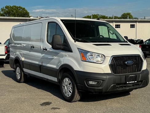 Used 2021 Ford Transit 250 Low Roof RWD image 1