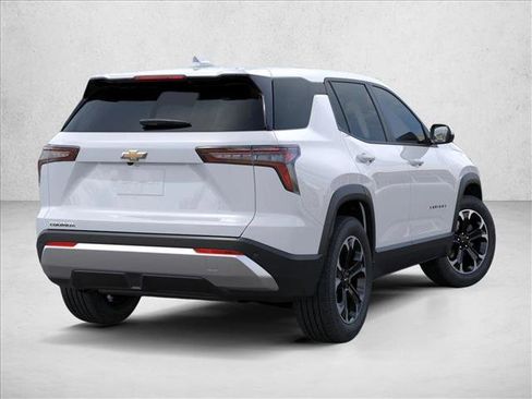 New 2026 Chevrolet Equinox LT image 4