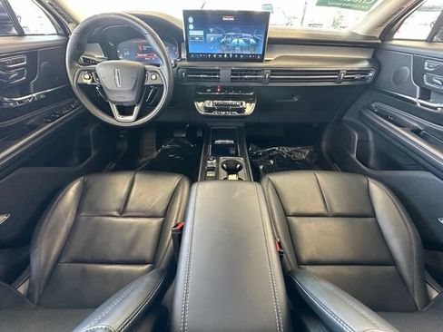 Used 2025 Lincoln Corsair FWD w/ Equipment Group 101A image 21