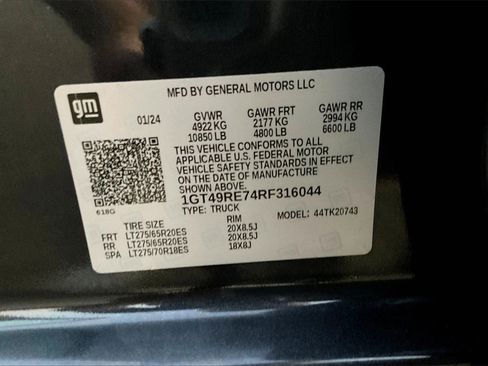 Used 2024 GMC Sierra 2500 Denali w/ Denali Reserve Package image 29