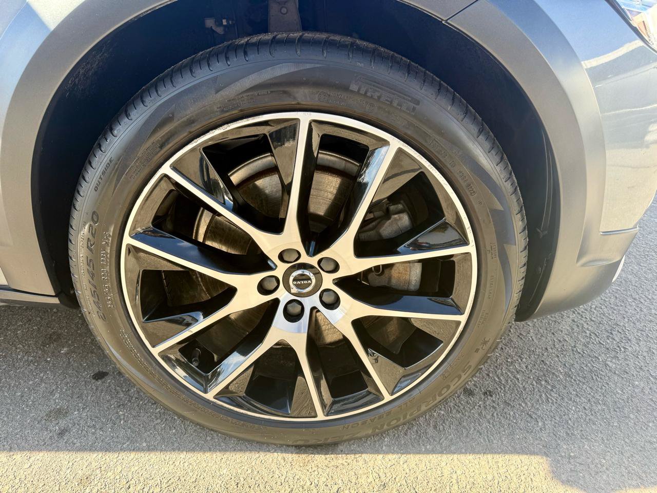 Used 2020 Volvo V90 T6 Cross Country AWD/4WD image 12