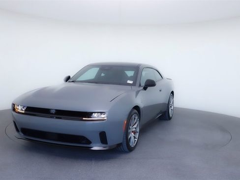 Used 2025 Dodge Charger R/T Scat Pack w/ Track Pack image 13
