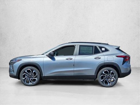 New 2026 Chevrolet Trax RS w/ Sunroof Package FWD image 10