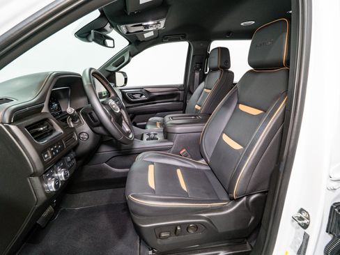 Used 2024 GMC Yukon XL AT4 image 16