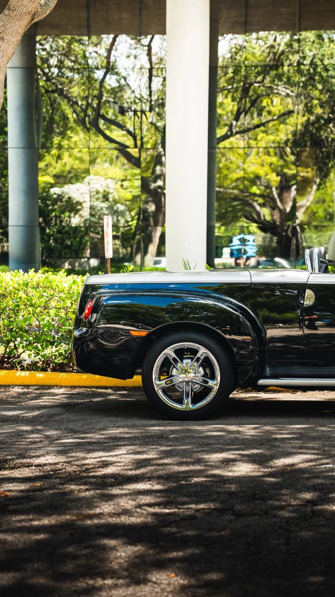 Used 2006 Chevrolet SSR w/ Preferred Equipment Group RWD image 35