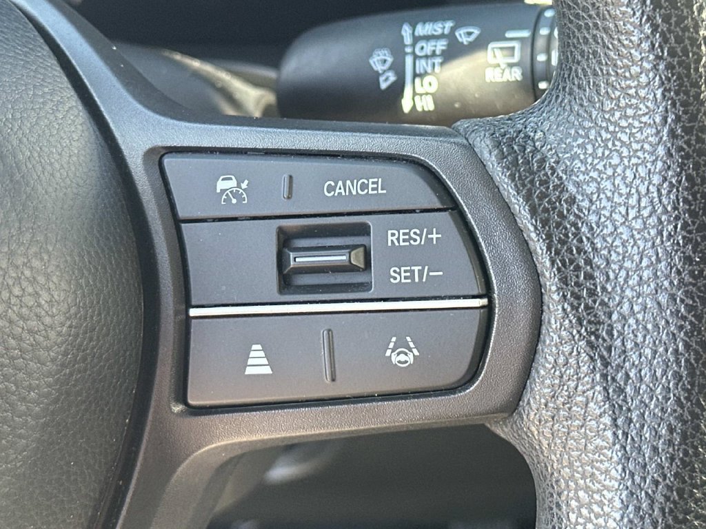 Used 2023 Honda HR-V LX image 23