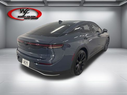 Used 2025 Toyota Crown AWD/4WD image 6