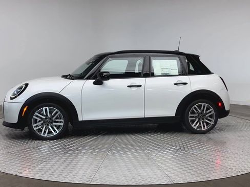 New 2026 MINI Cooper 4-Door Hardtop image 5