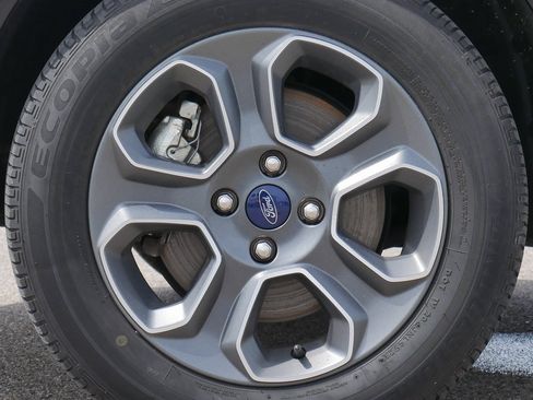 Used 2022 Ford EcoSport S image 14