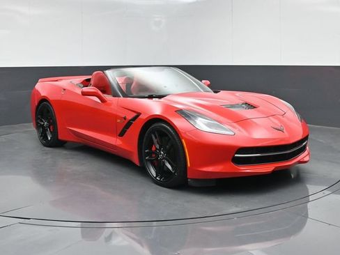 Used 2015 Chevrolet Corvette Stingray Convertible w/ 2LT Preferred Equipment Group RWD image 1