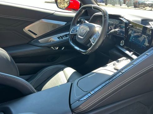 Used 2025 Chevrolet Corvette Z06 RWD image 30