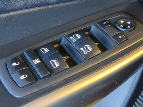 Used 2020 Jeep Cherokee High Altitude AWD/4WD image 27