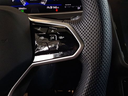 Used 2024 Volkswagen Tiguan SE R-Line image 24