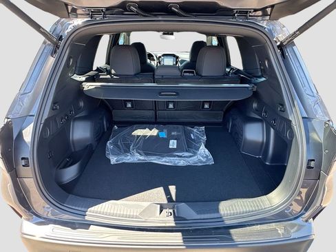 New 2026 Subaru Forester Premium image 25