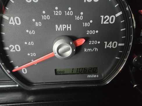 Used 2012 Mitsubishi Galant ES image 21