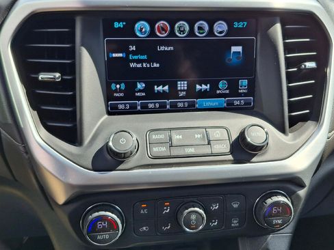 Used 2018 GMC Acadia SLE AWD/4WD image 18